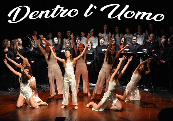 Dentro l'Uomo, 2019 - L’Ensemble Flos Vocalis ha reso omaggio a Fabrizio De Andrè, nel ventennale della sua scomparsa, con uno spettacolo teatrale completo di musicisti che hanno accompagnato dal vivo i solisti ed il coro nell’esecuzione di alcuni brani del cantautore, con inediti arrangiamenti del M° Gianni Bagnoli per voci miste. Hanno arricchito lo spettacolo le coreografie dell’Ecole de Ballet diretta da Maria Stella Poggioni.